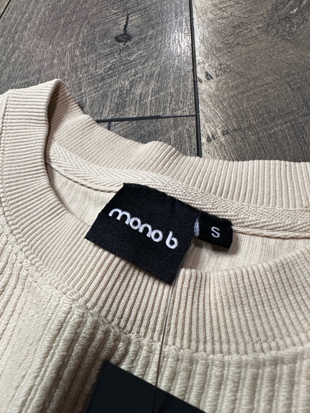 Mono B Ribbed Crop Pullover - Picture 2 of 7
